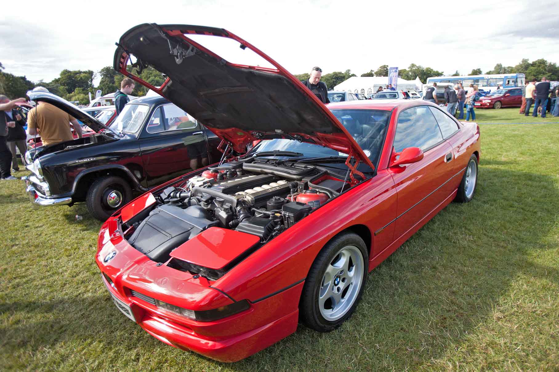 BMW 850 CSI -0571 - The Irish Jaguar and Daimler Club